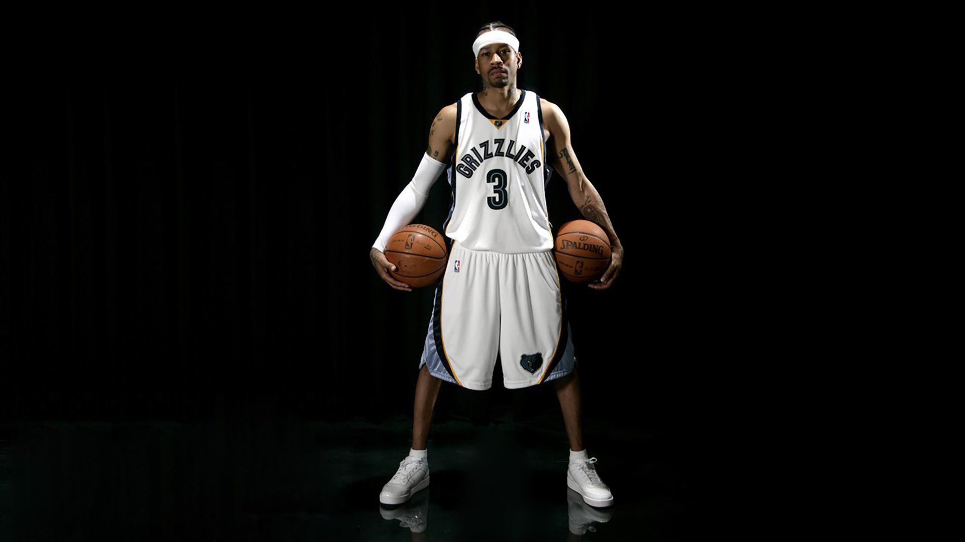 当F1轮胎摩擦声撞碎五棵松的呐喊，快船式压制与竞技体育的终极命题